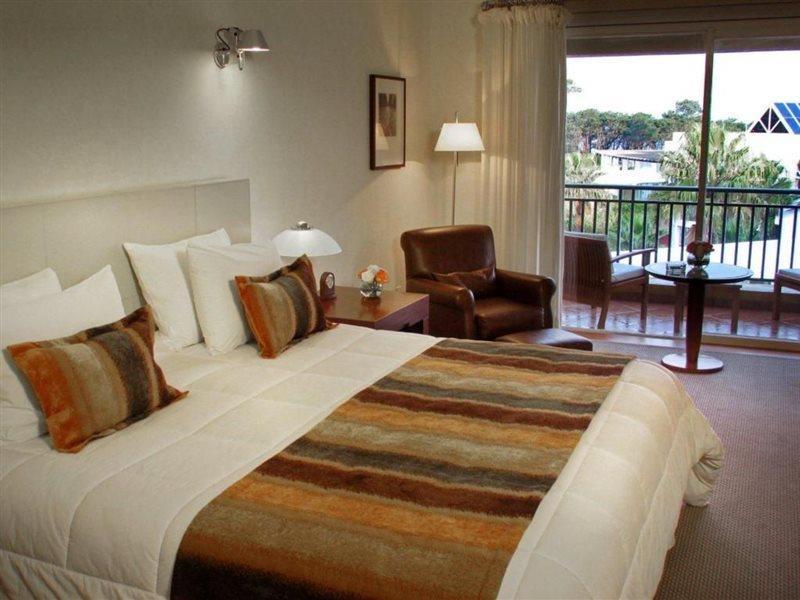 Mantra Resort Spa & Casino La Barra Exterior photo